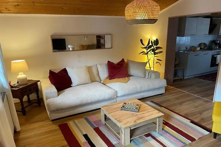 Holiday Home, Axams 因斯布鲁克 0*,
